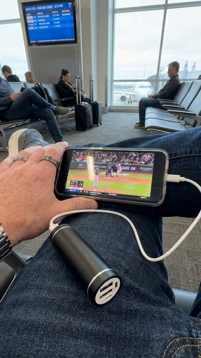 Rechargeable TSA Approved 3,000 mAH Power Bank